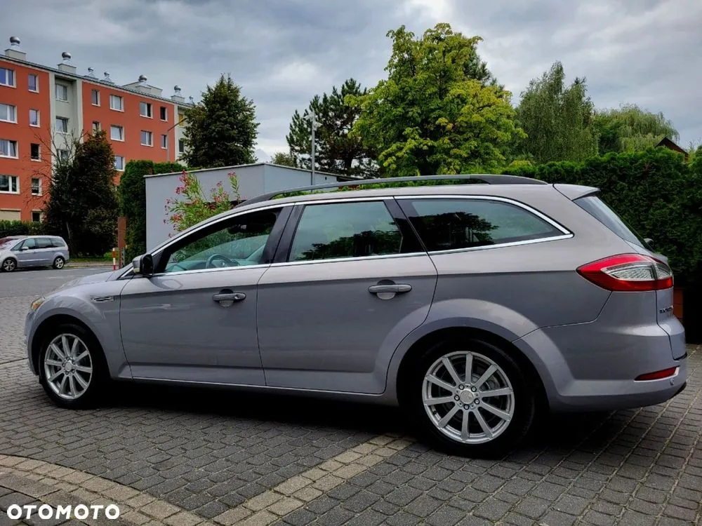 Ford Mondeo 2011 photo 2