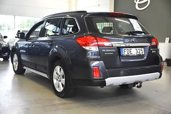 Subaru Outback 2012 photo 5