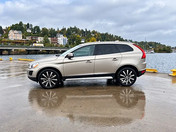 Volvo Xc60 2012 photo 2