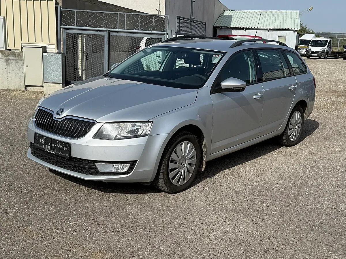 Skoda Octavia 2014 photo 2
