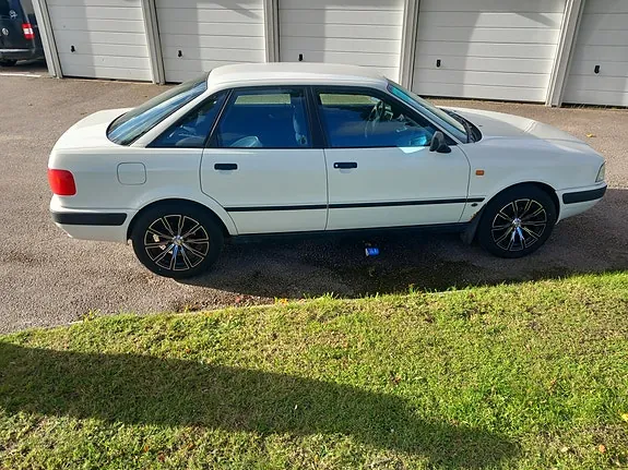 Audi 80