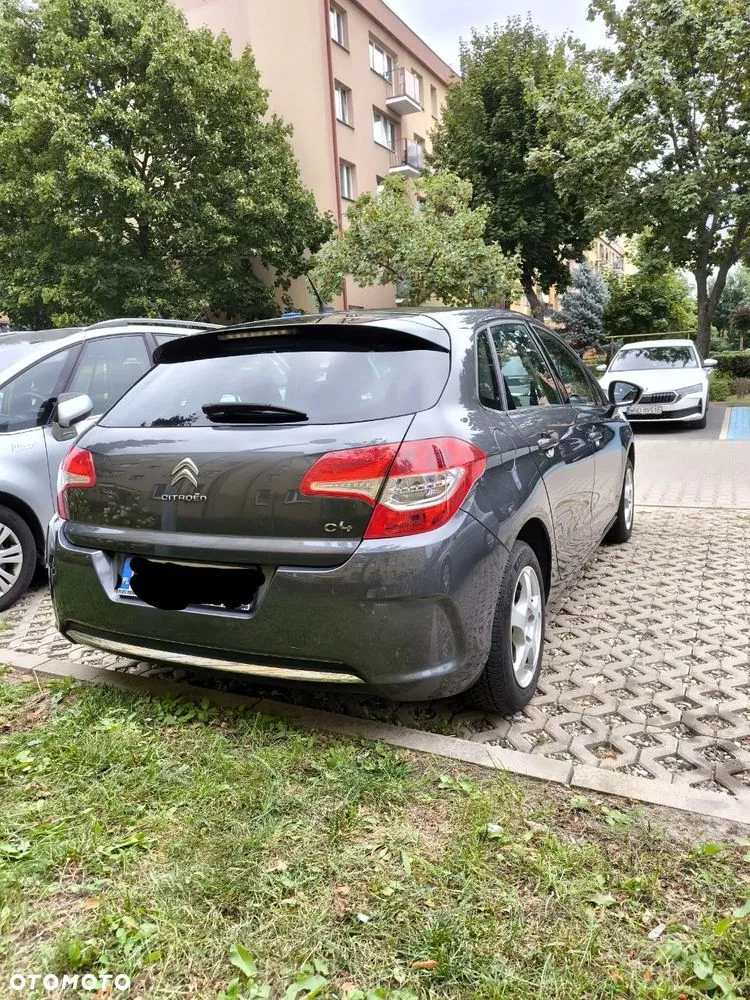 Citroen C4 2013 photo 2
