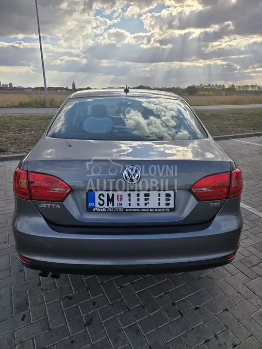 Volkswagen Jetta 2012 photo 5