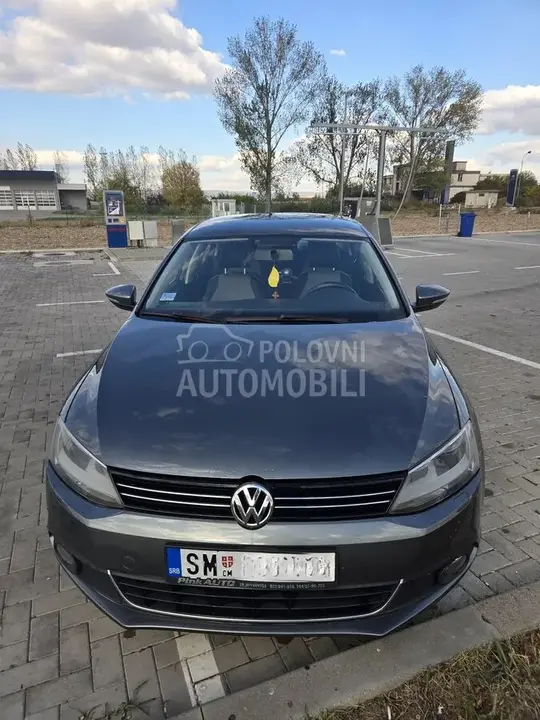 Volkswagen Jetta 2012 photo 4