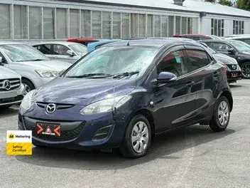 Mazda Demio 2013 photo 4