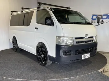 Toyota Hiace 2006 photo 2