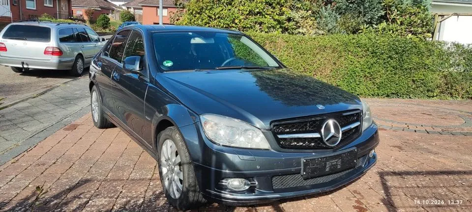 Mercedes-Benz W204