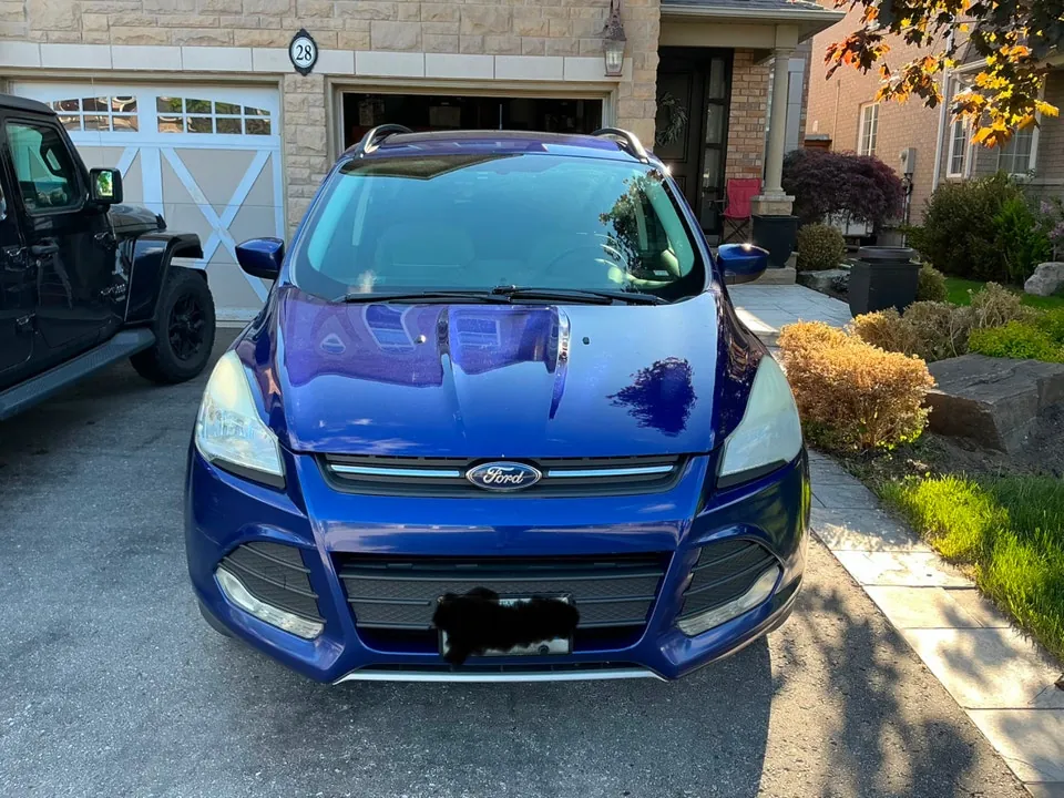 Ford Escape 2015 photo 2