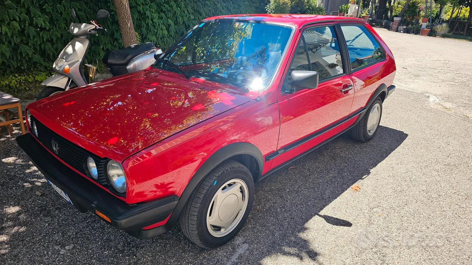 Volkswagen Polo 1990 photo 2