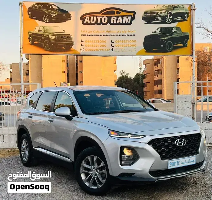 Hyundai Santa Fe 2019 photo 2