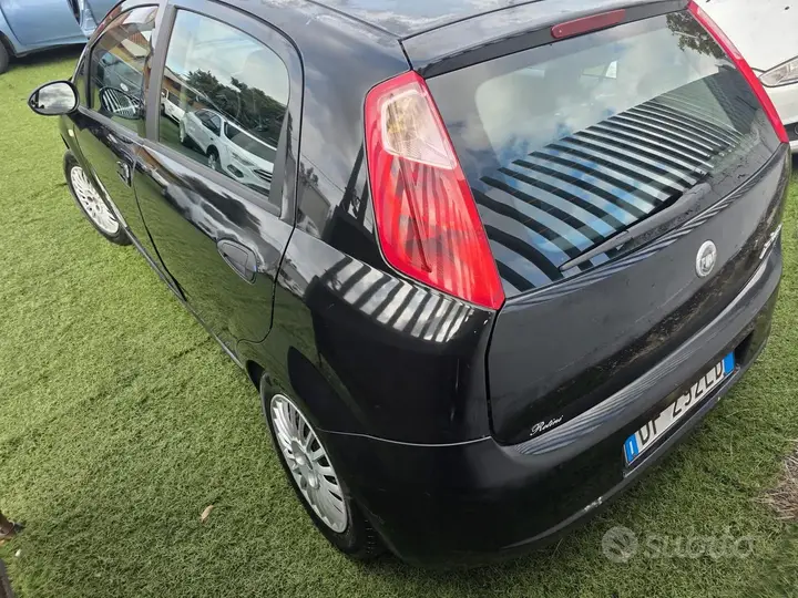 Fiat Grande Punto 2007 photo 5