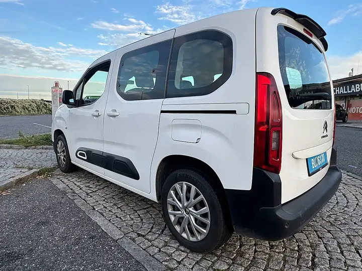 Citroen Berlingo 2022 photo 3