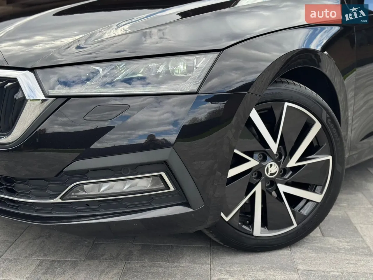 Skoda Octavia 2020 photo 2