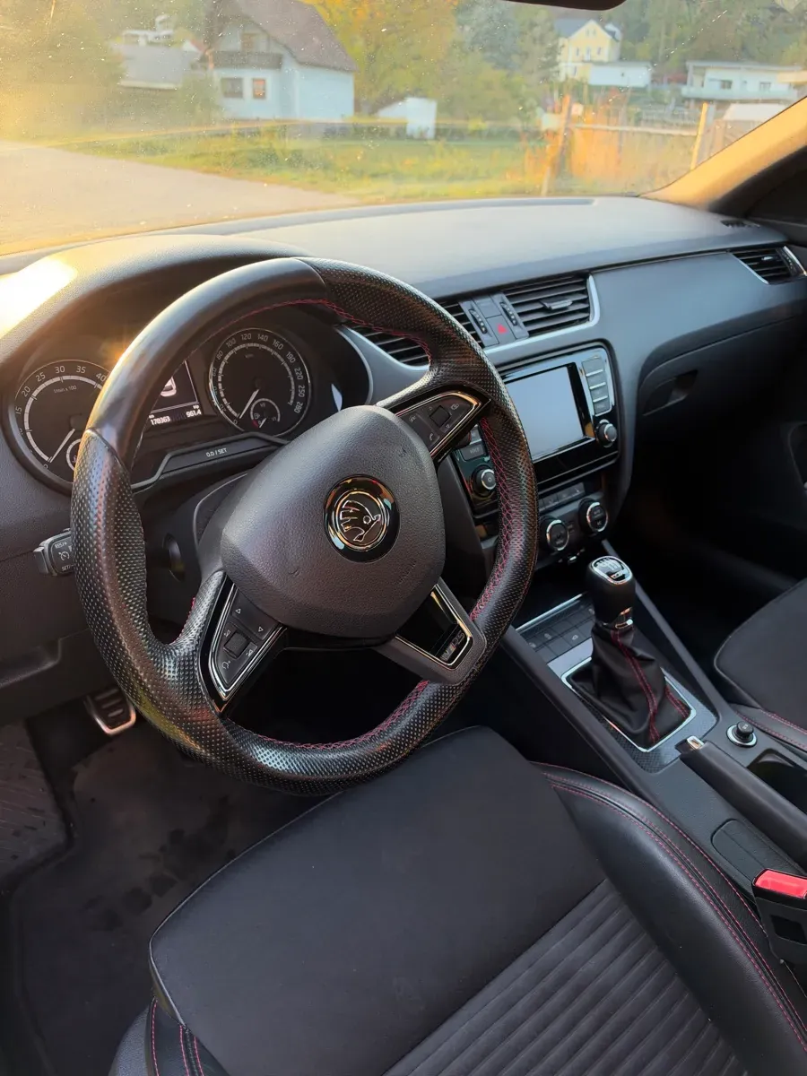 Skoda Octavia 2016 photo 2