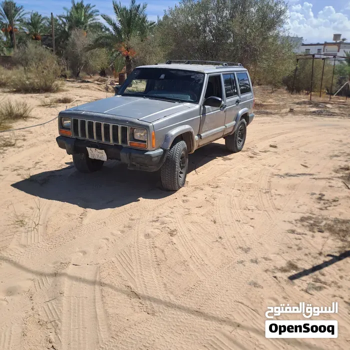 Jeep Grand Cherokee 2002 photo 2