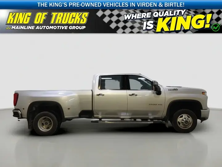 Chevrolet Silverado 3500Hd 2023 photo 2