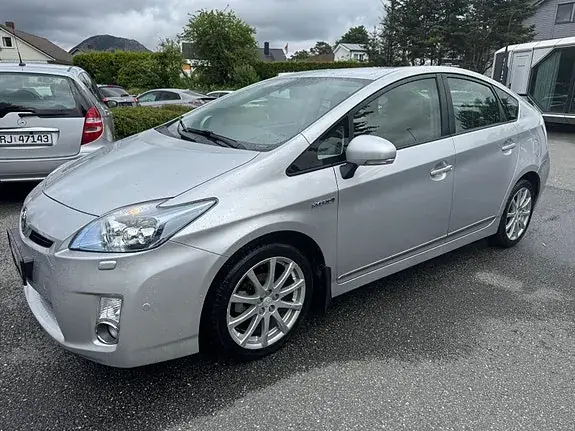 Toyota Prius 2011 photo 2