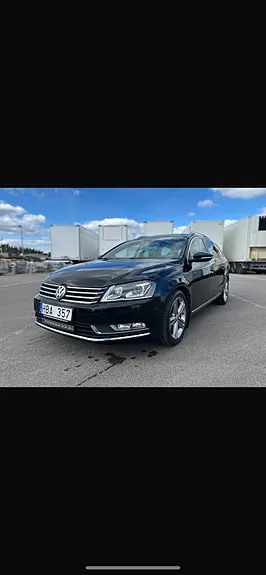 Volkswagen Passat 2012 photo 2