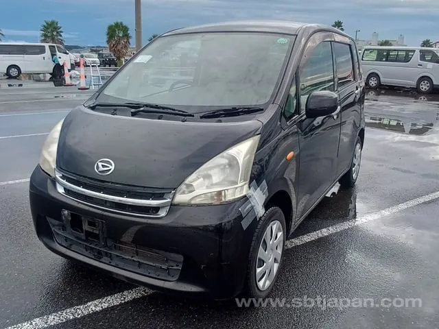 Daihatsu Move 2011 photo 2
