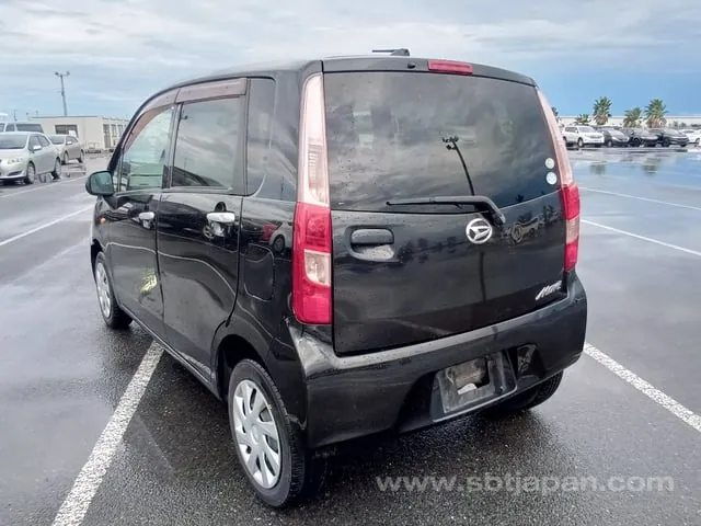 Daihatsu Move 2011 photo 3