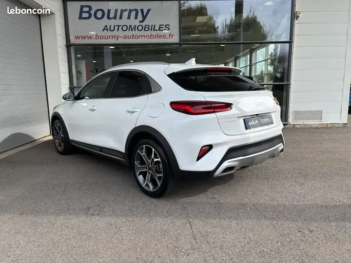 Kia Xceed 2022 photo 3