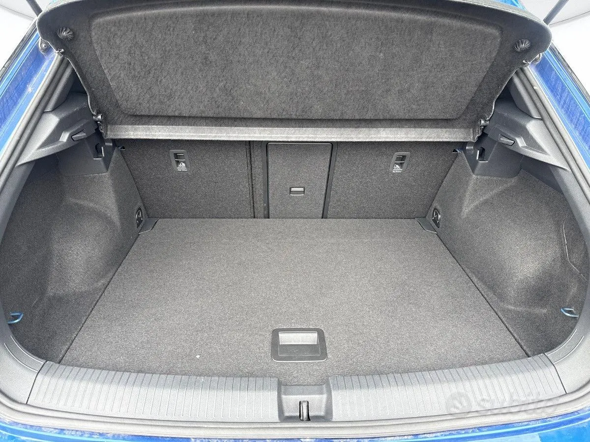 Volkswagen T-Roc 2023 photo 4