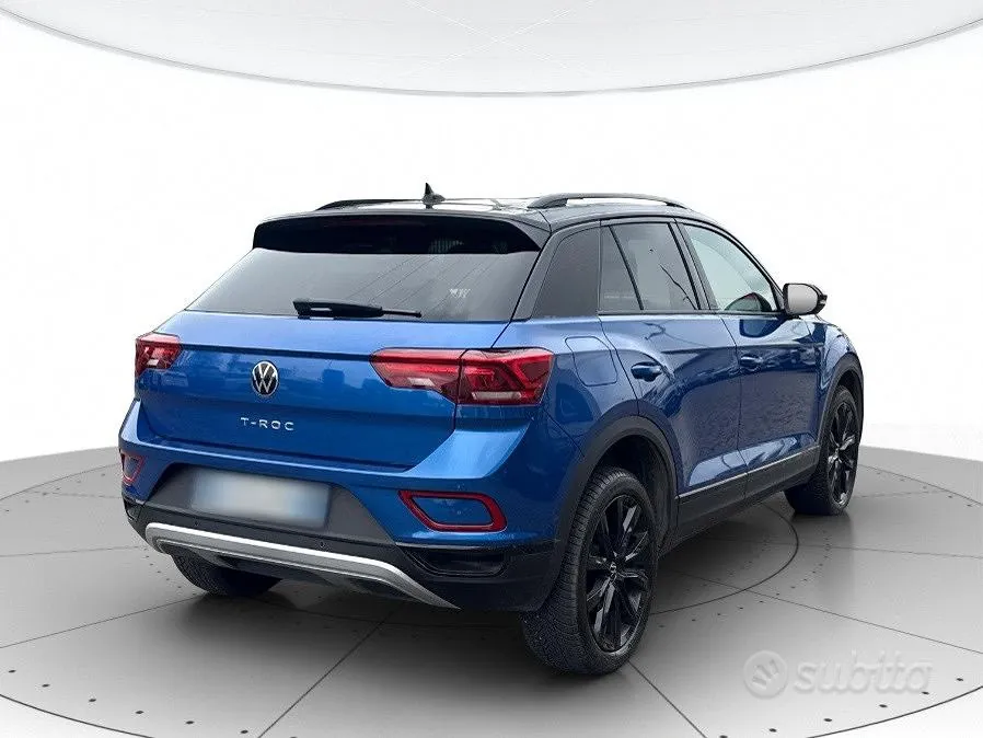 Volkswagen T-Roc 2023 photo 3