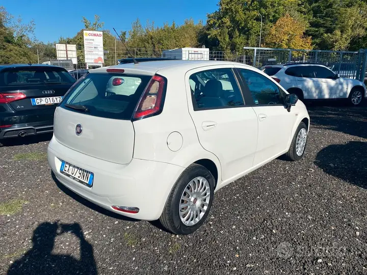 Fiat Punto 2014 photo 5