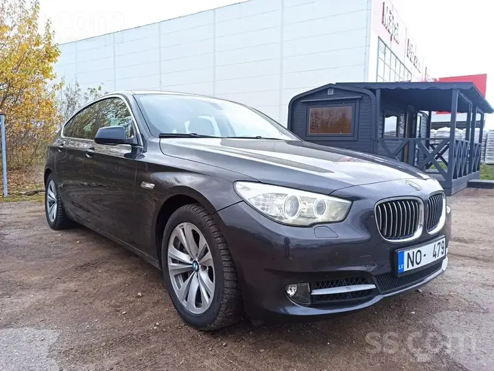 BMW 535I 2010 photo 2