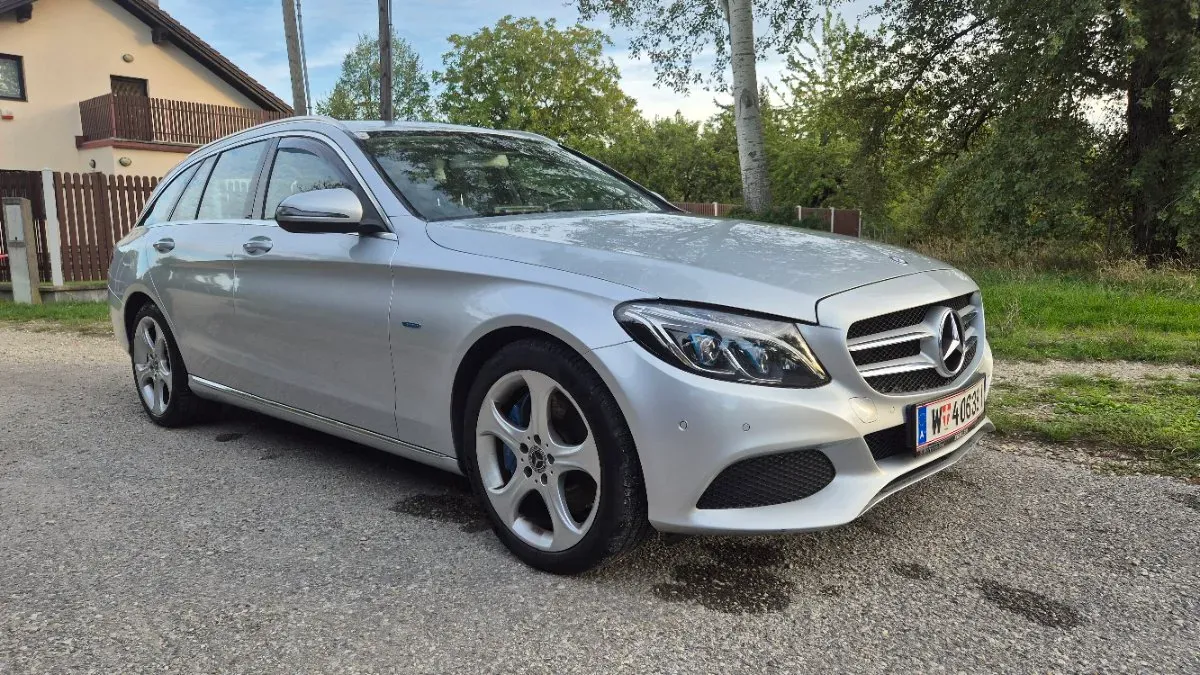 Mercedes-Benz C-Class 2017 photo 3
