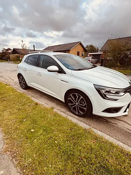 Renault Megane Iv 2016 photo 2