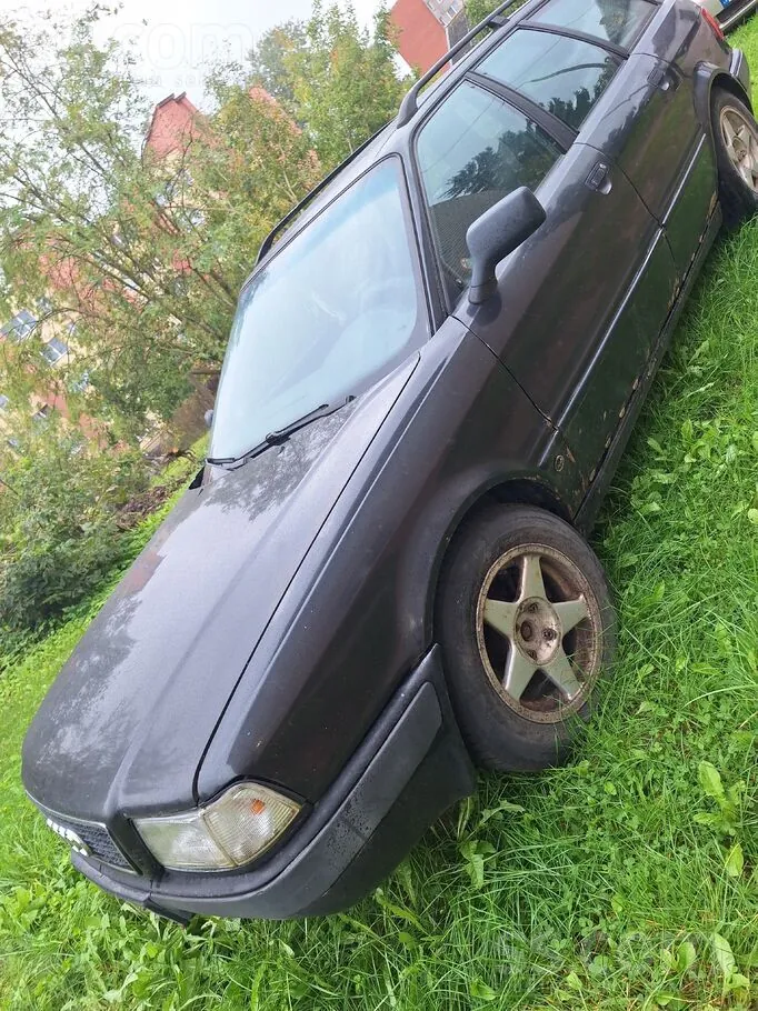 Audi 80 1993 photo 2