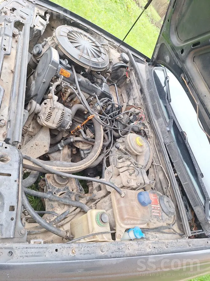 Audi 80 1993 photo 4