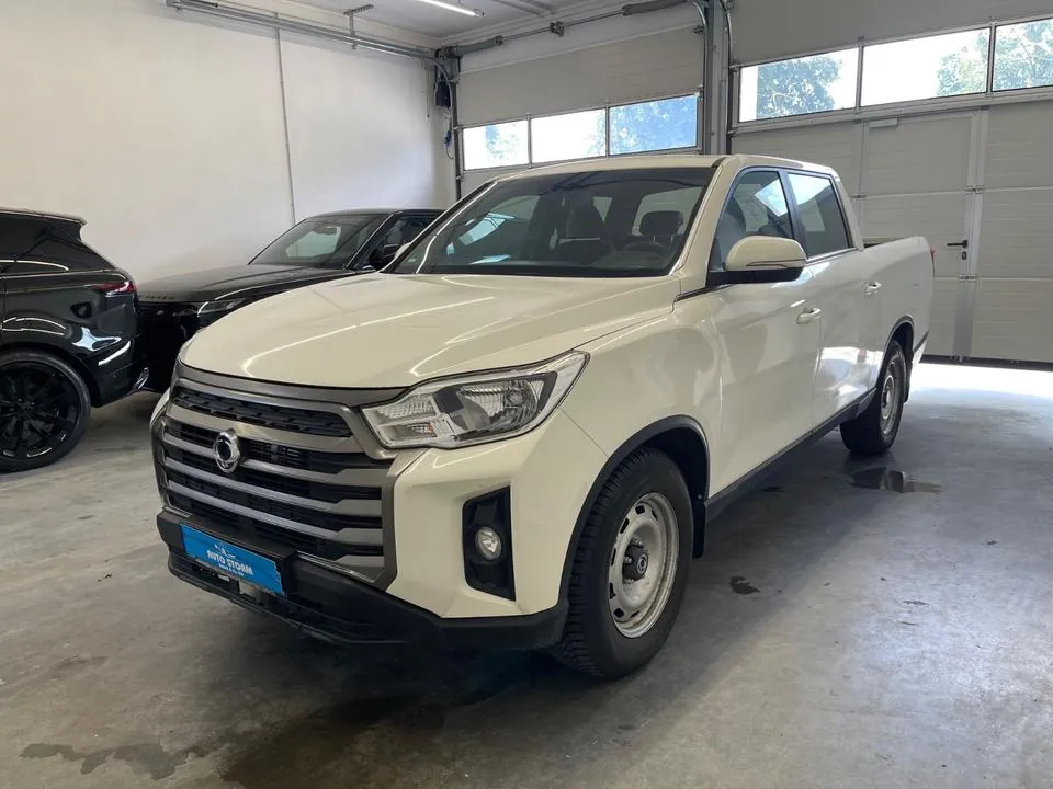KG Mobility Musso Grand