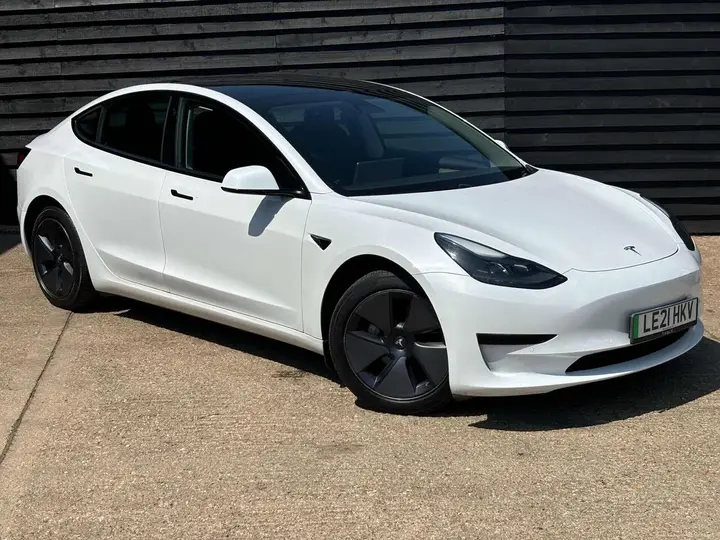 Tesla Model 3 2021 photo 5