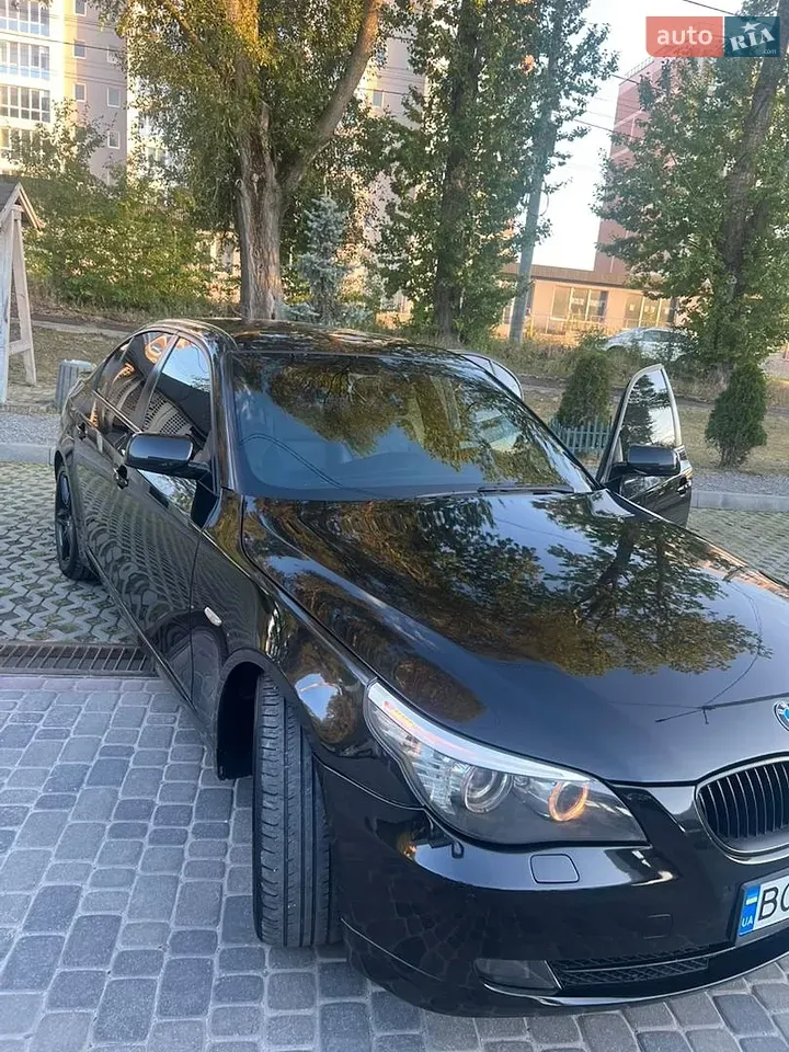 BMW 5 Series 2007 photo 2