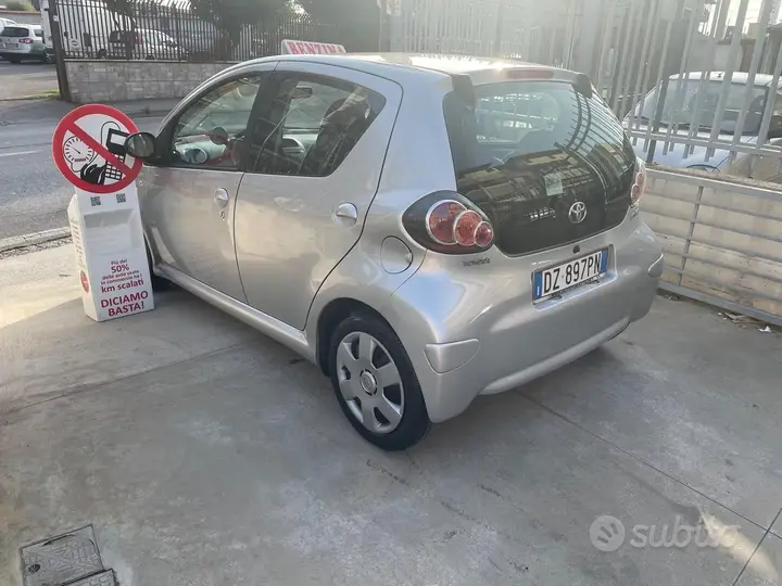 Toyota Aygo 2009 photo 4