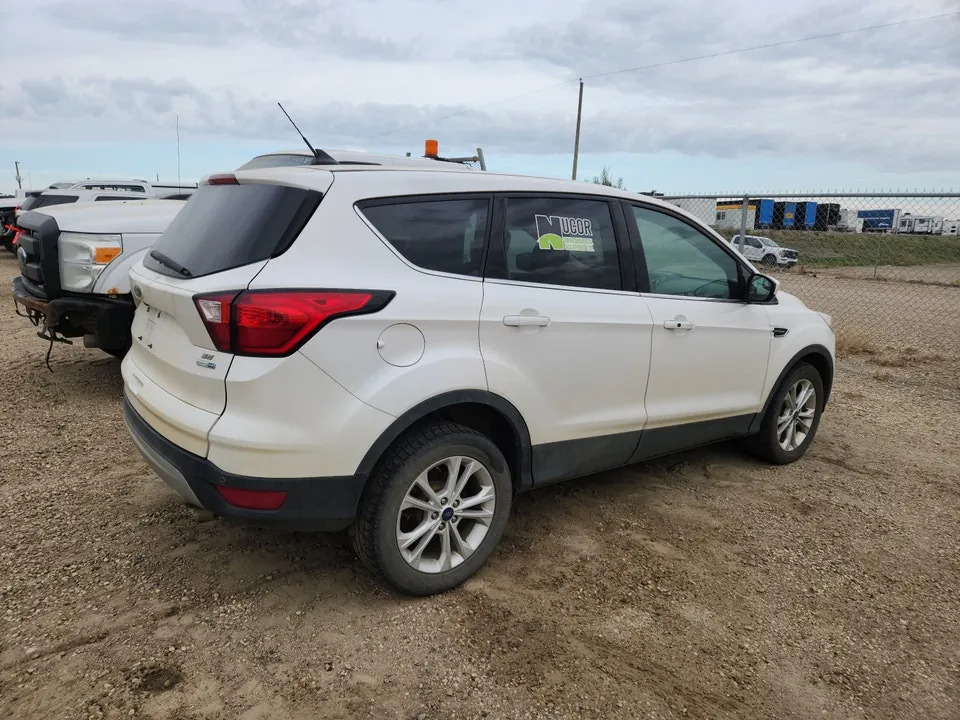 Ford Escape 2019 photo 4