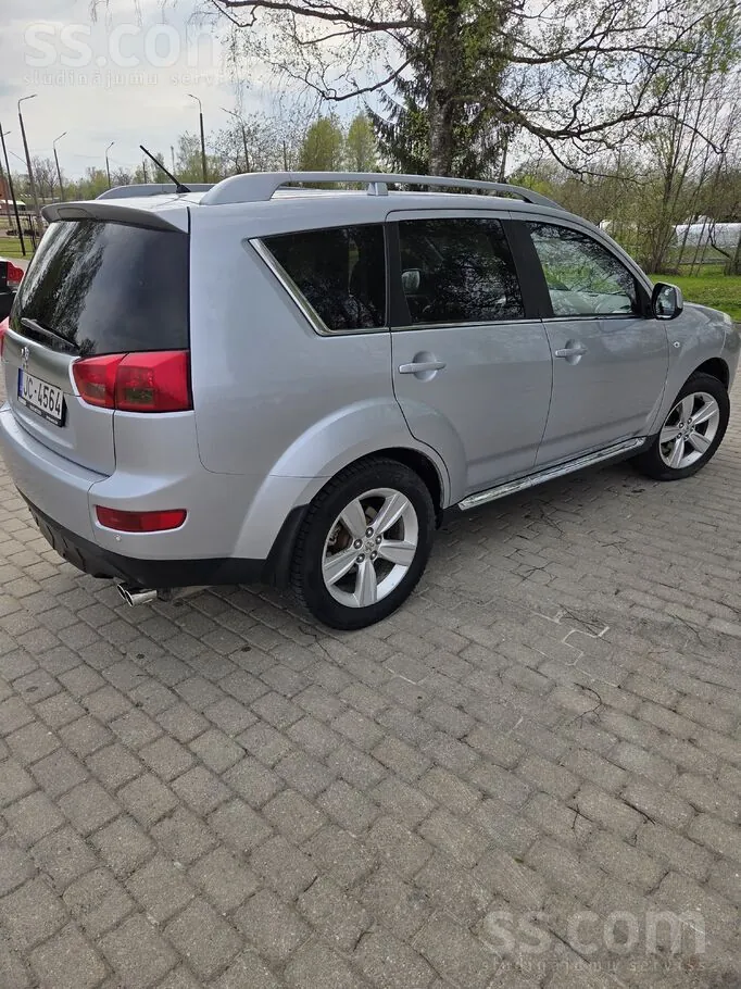 Peugeot 4007 2012 photo 2