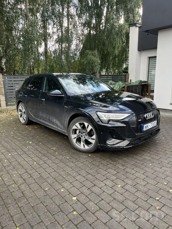 Audi E-Tron 2020 photo 2