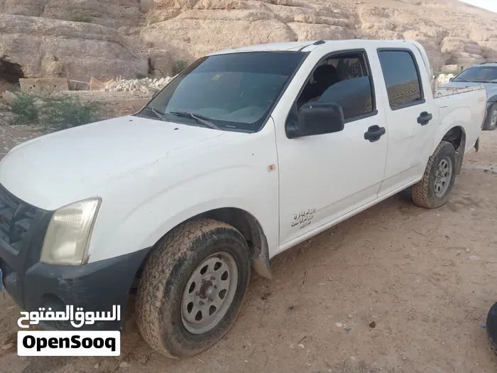 Isuzu D-Max 2008 photo 2