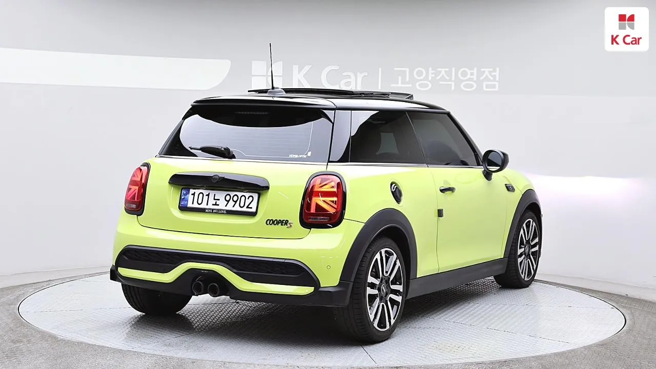 Mini Cooper (3Rd Gen F/L) 2024 photo 4