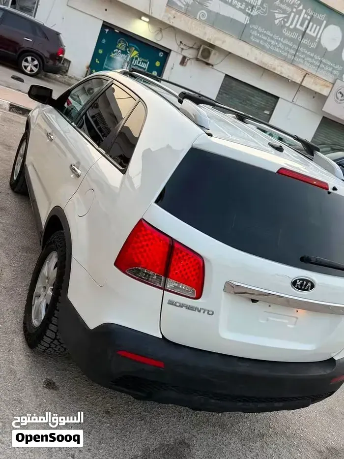 Kia Sorento 2012 photo 4