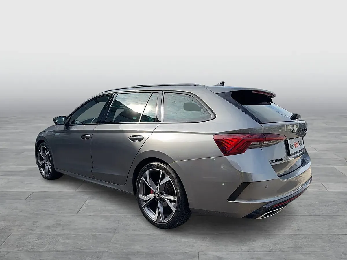 Skoda Octavia 2023 photo 3