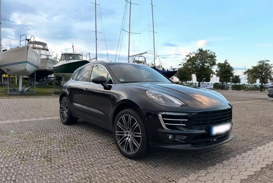 Porsche Macan S