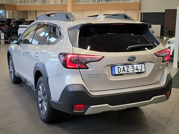 Subaru Outback 2025 photo 4