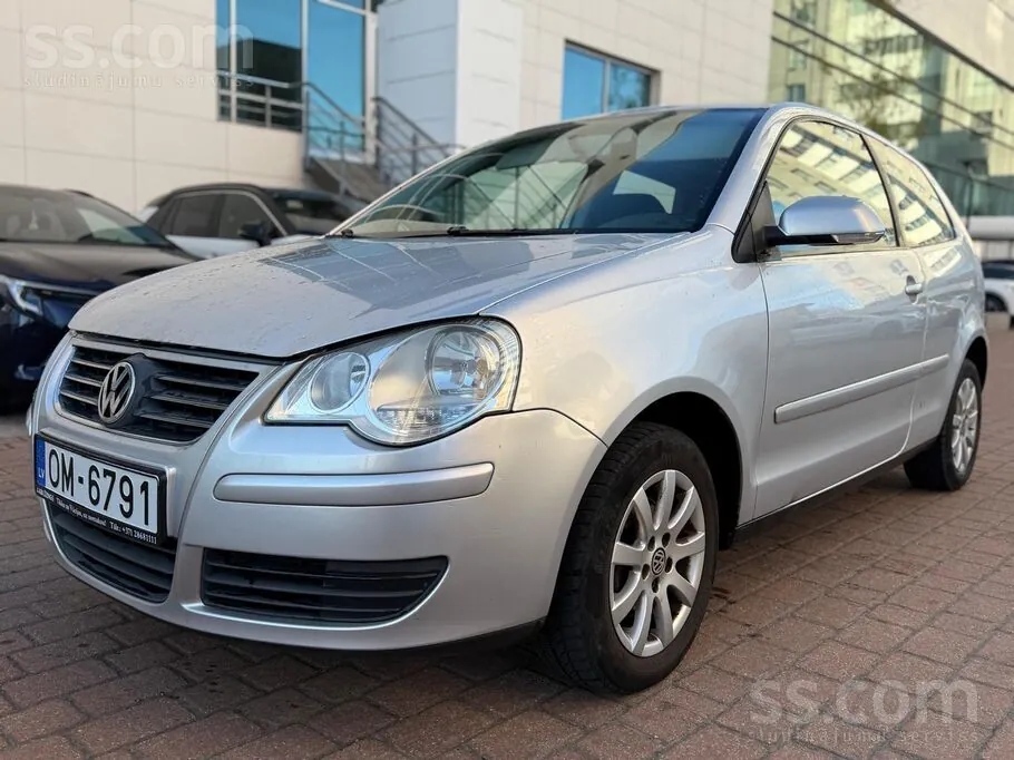 Volkswagen Polo 2003 photo 2