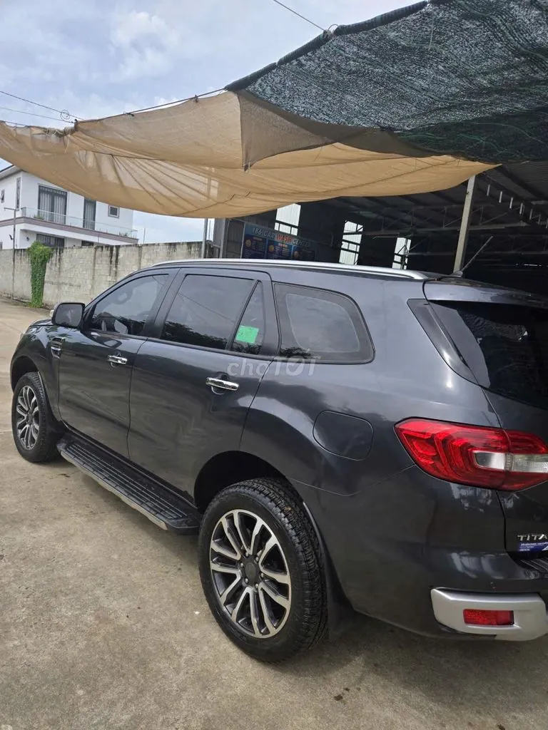 Ford Everest
