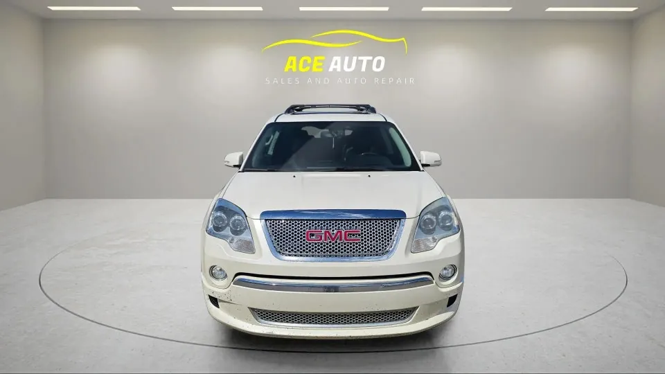 GMC Acadia 2012 photo 3