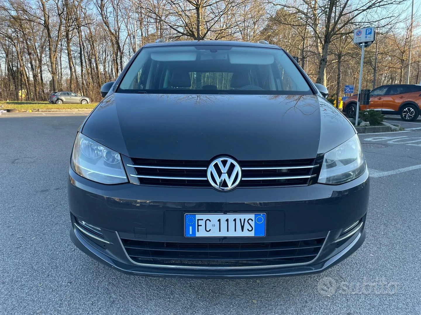 Volkswagen Sharan 2011 photo 2